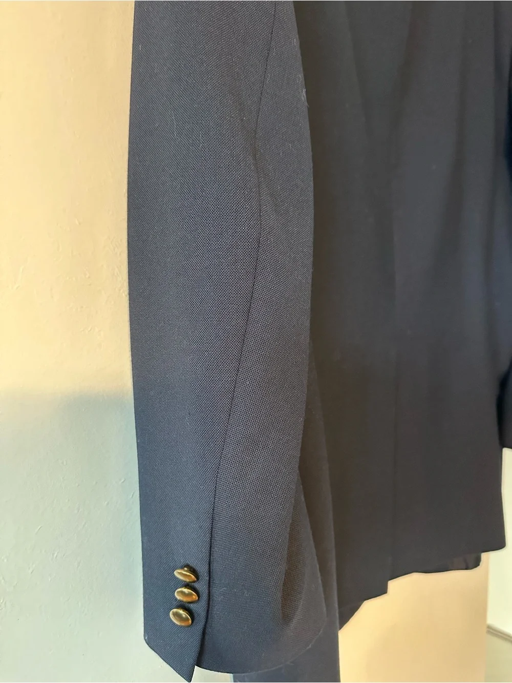 Geoffrey Beene men’s 46R navy wool blend blazer gold button